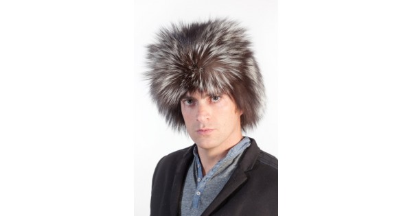 Real fur hats to be trendy men in winter